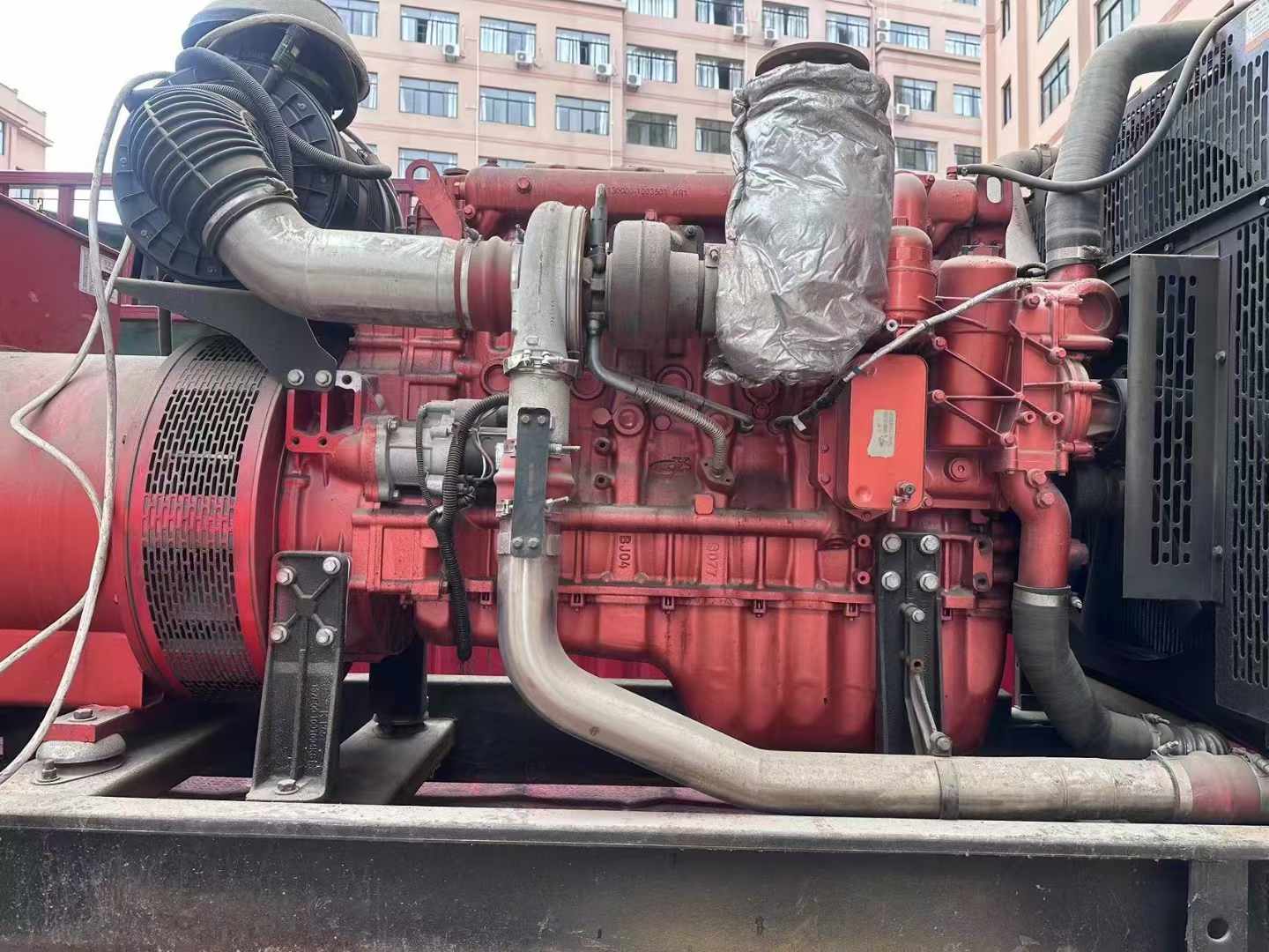 二连浩特如何选择适合 600kW 柴油发电机组的过载保护器？
