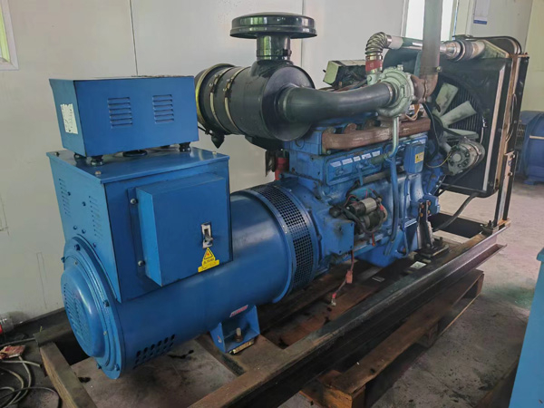 二连浩特100kW柴油发电机组使用多级机油有哪些优缺点？